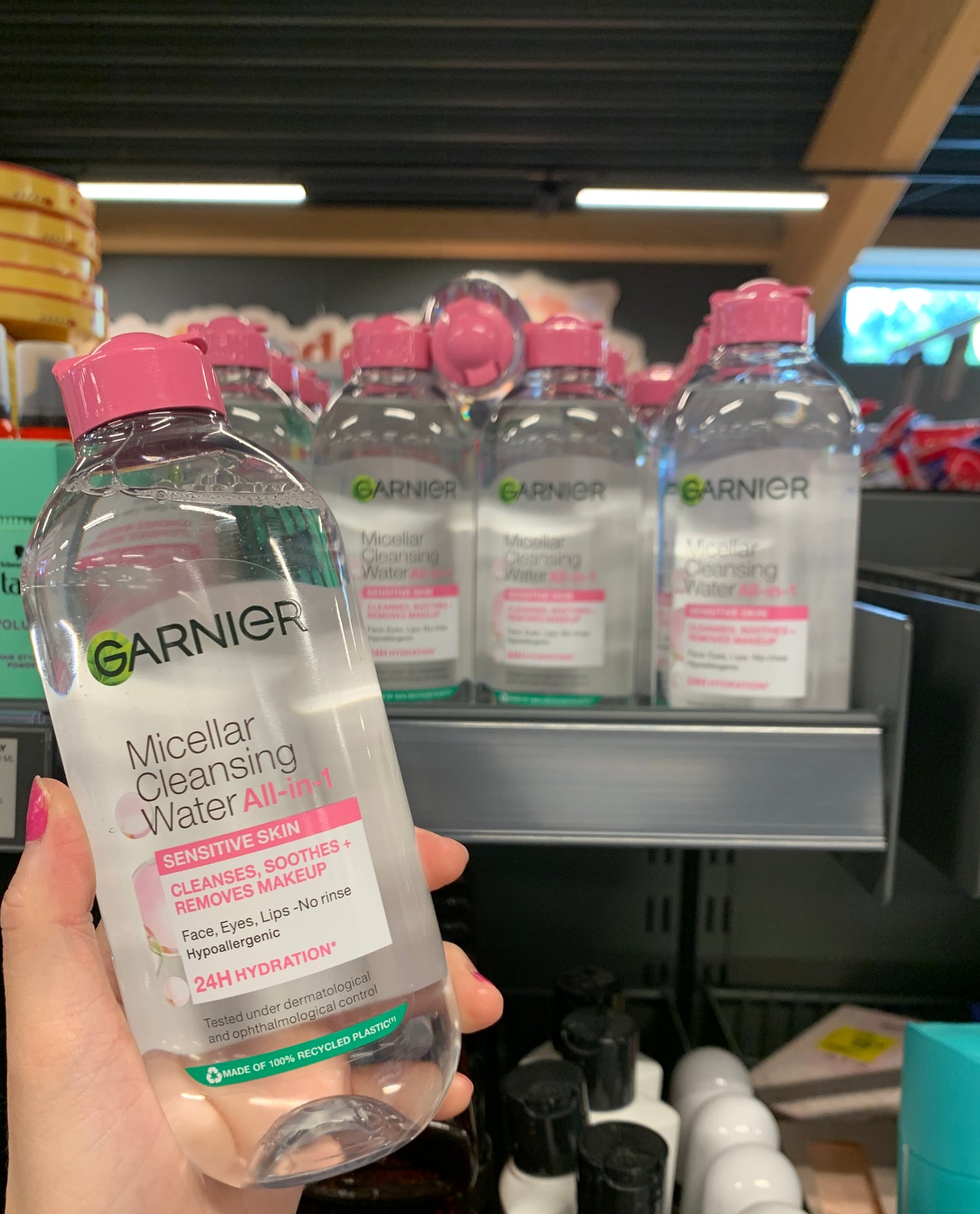 Garnier All-in-1 敏感肌卸妝潔膚水400ml