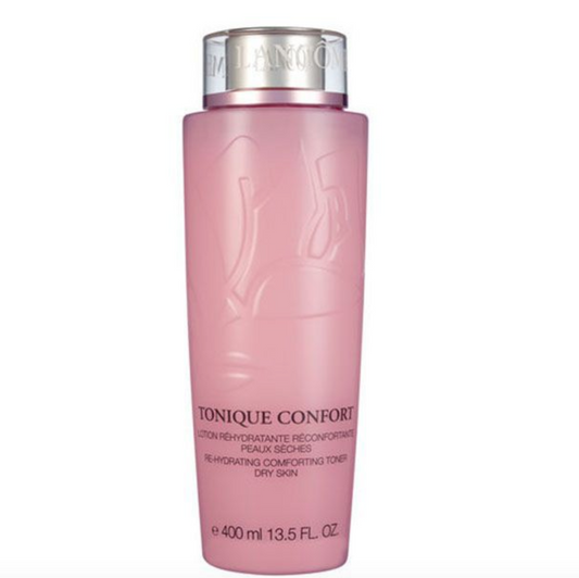 蘭蔻 Tonique Confort 溫和保濕水,專為乾性及敏感肌膚設計,溫和潔淨並深層保濕,有效舒緩乾燥不適,提升肌膚保水力。蘊含玫瑰精華及多種植物萃取,為肌膚注入清新活力的同時,更能舒緩泛紅、緊繃等敏感症狀,使肌膚更顯柔嫩光滑。