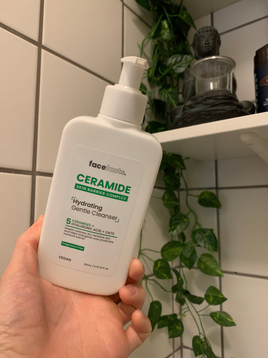 英國Facefacts 神經酰胺溫和潔洗面液 200ml
