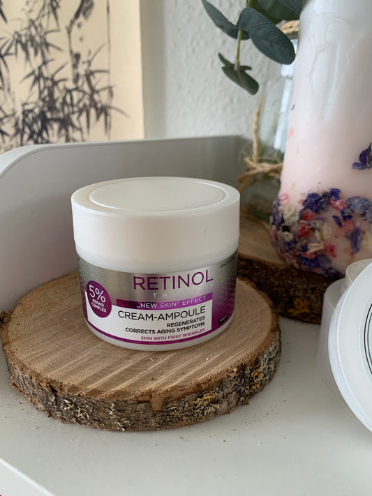 "Eveline Cosmetics Retinol Night Cream-Ampoules - 抗衰老夜間修護精華乳霜，含Retinol及透明質酸，深層保濕抗皺"