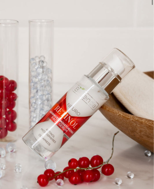 「Bielenda Neuro Retinol視黃醇精華30ml,含0.3%微膠囊視黃醇淡紋抗老,5%三重神經酰胺修護屏障,3%煙酰胺收細毛孔,2%維他命B5深層保濕。經歐盟臨床測試適合敏感肌與初抗老需求