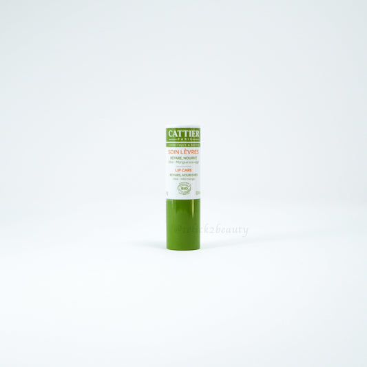 Cattier Paris 橄欖野芒果唇部護理,溫和滋潤雙唇。富含有機橄欖油和野生芒果,為唇部提供自然光澤和滋潤,適合日常護理。#CattierParis #有機護唇膏 #橄欖油 #野生芒果